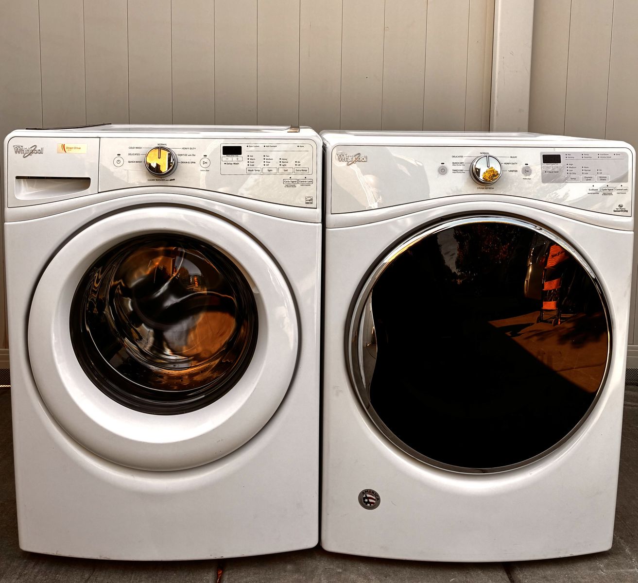 WHIRLPOOL FRONT LOAD WASHER AND STACKABLE STEAM ELECTRIC  DRYER SET