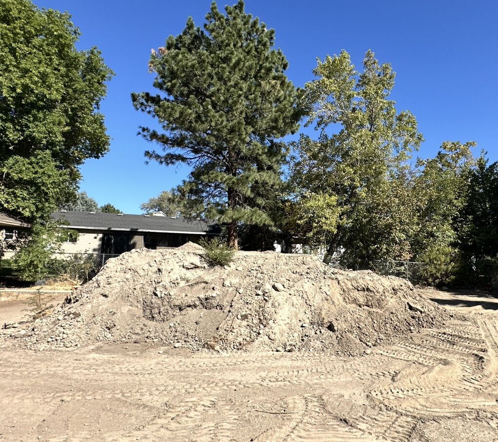 Free Fill Dirt In Sandy - We Can Load For Free