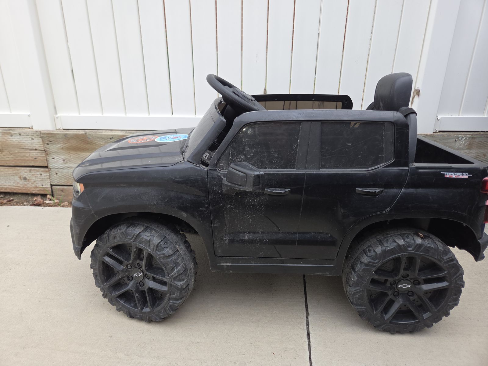 Electric jeep