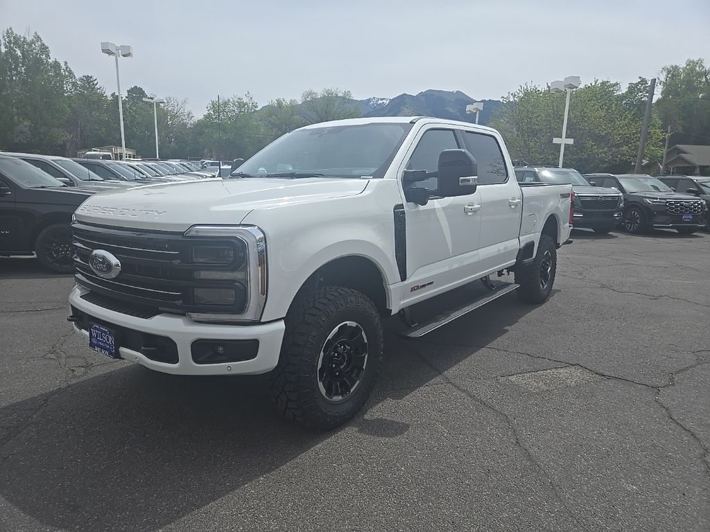 2026 Ford F-350 Super Duty Platinum
