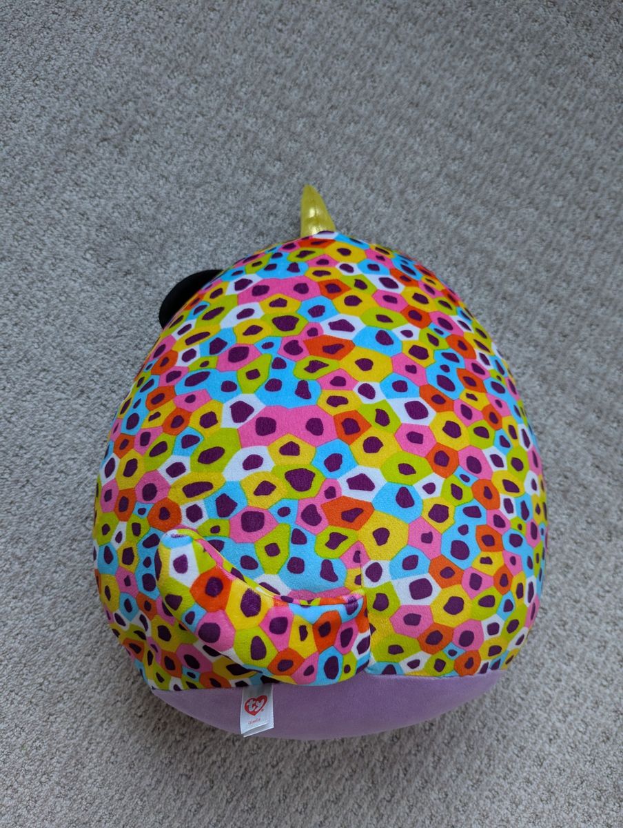 Main image 3