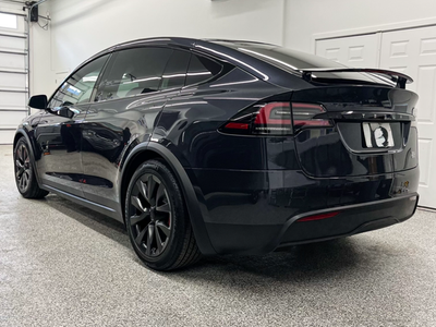 2024 Tesla Model X Plaid