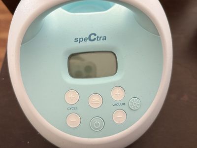 Breast pump Spectra S1 with night light