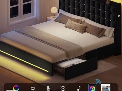 Brand New Queen Size Bed With 4 Drawers