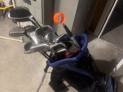 Full set of left handed golf clubs