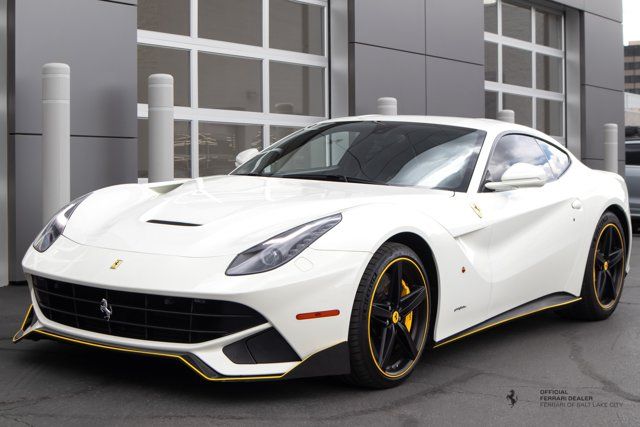 2015 Ferrari F12 Berlinetta Base
