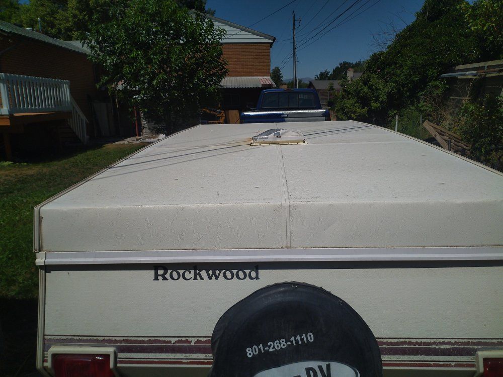 1993 Rockwood Tent Trailer - Needs Repair $500firm