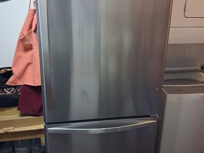 Whirlpool Stainless Steel Bottom Freezer Refrigerator