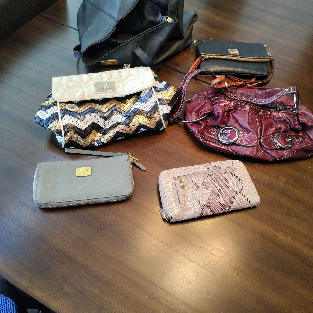 Wallets/purses/bag