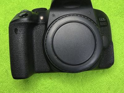 Canon 800D body only, new only few shutter counts