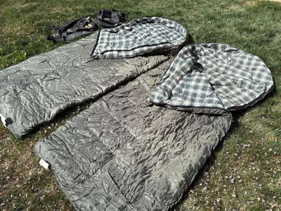 2 Nebo Sport Grizzly Sleeping Bags Can ZipTogethe