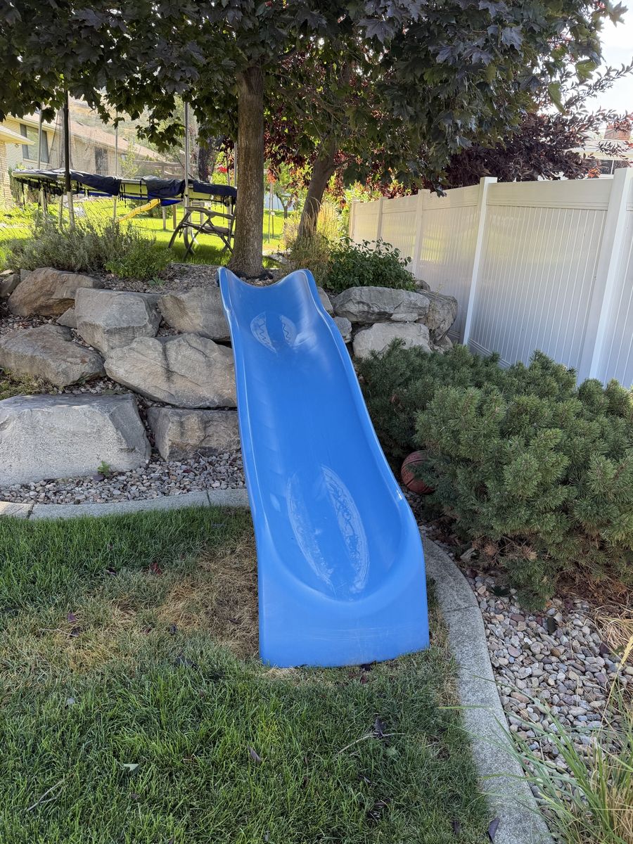 Free Kids slide