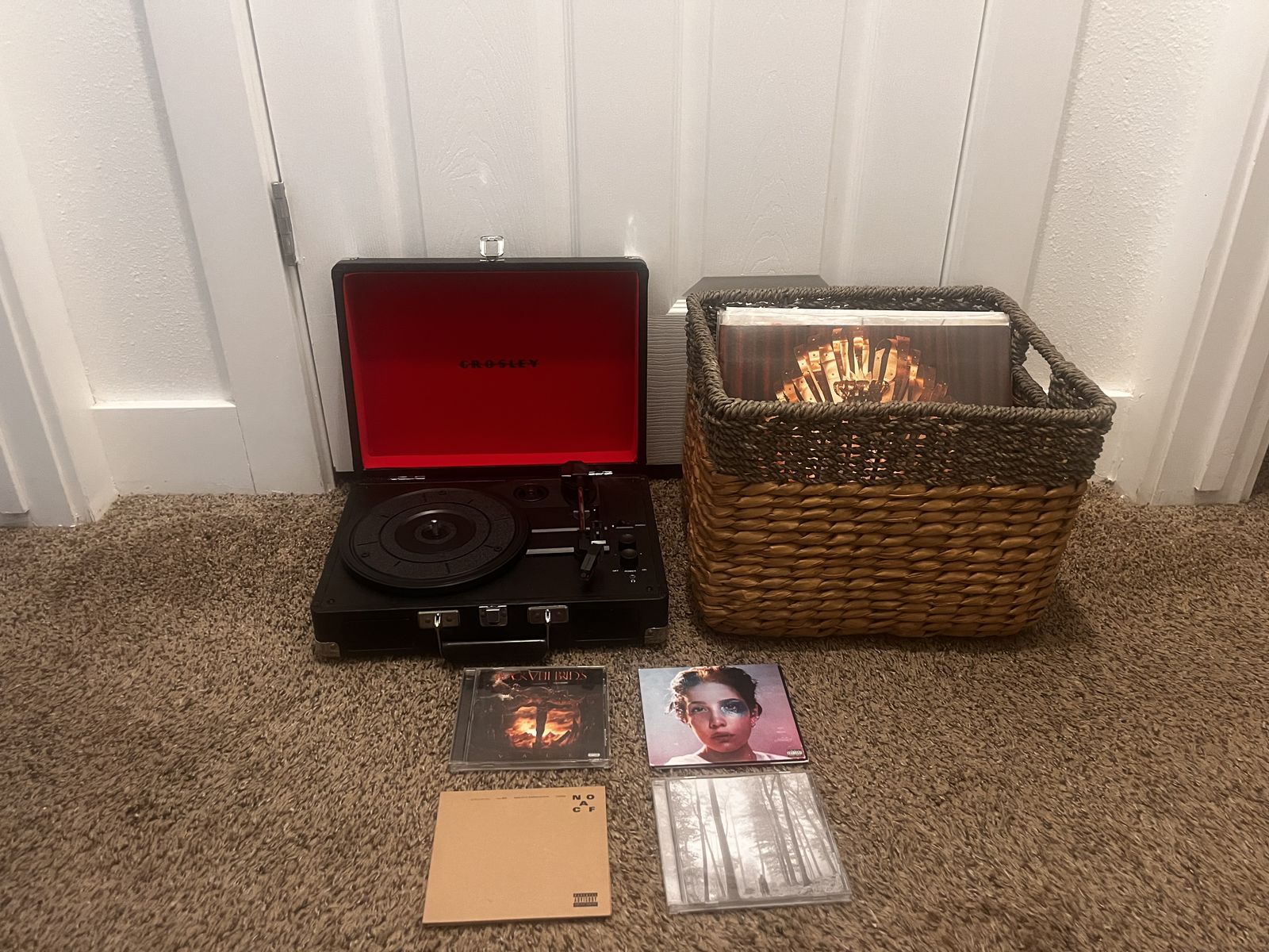 Vinyl records, CD’s & player