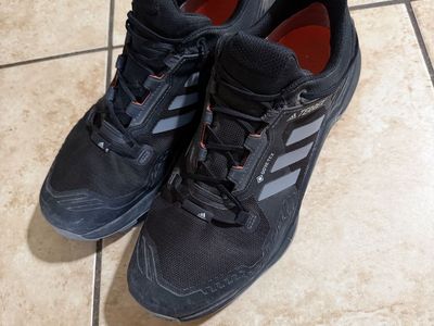 Gently Used Adidas Terrex Hiking Shoes Size 11