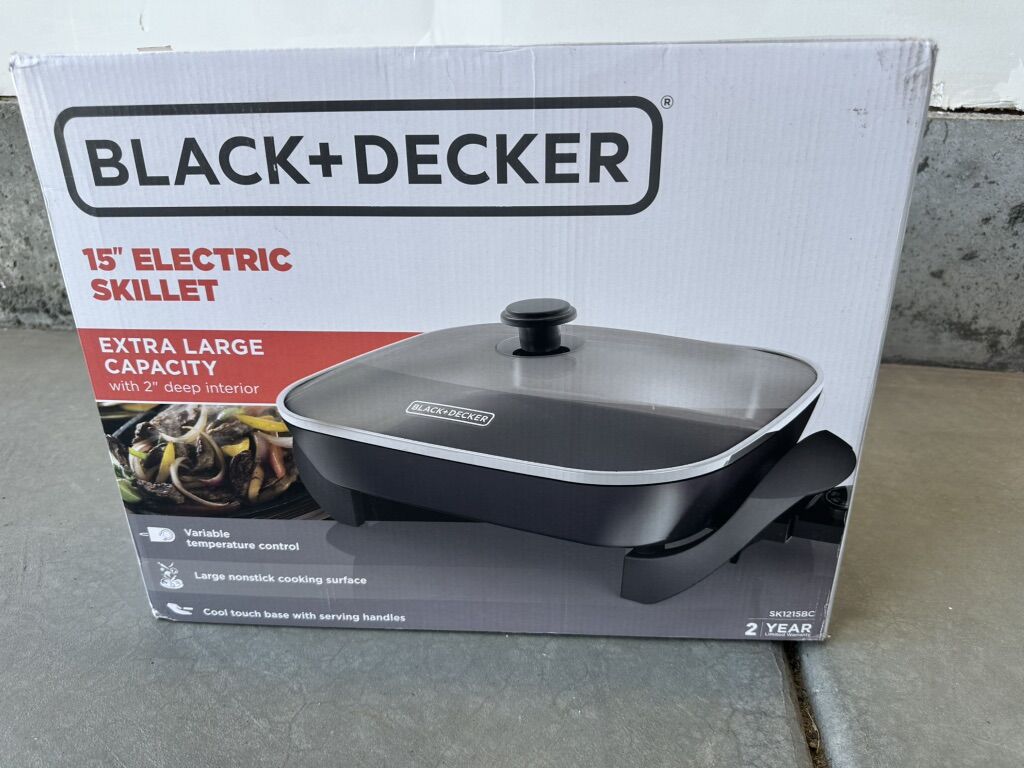 Black + Decker 15 Electric Skillet