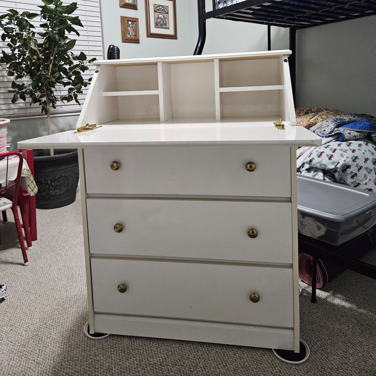 Pull top desk / dresser