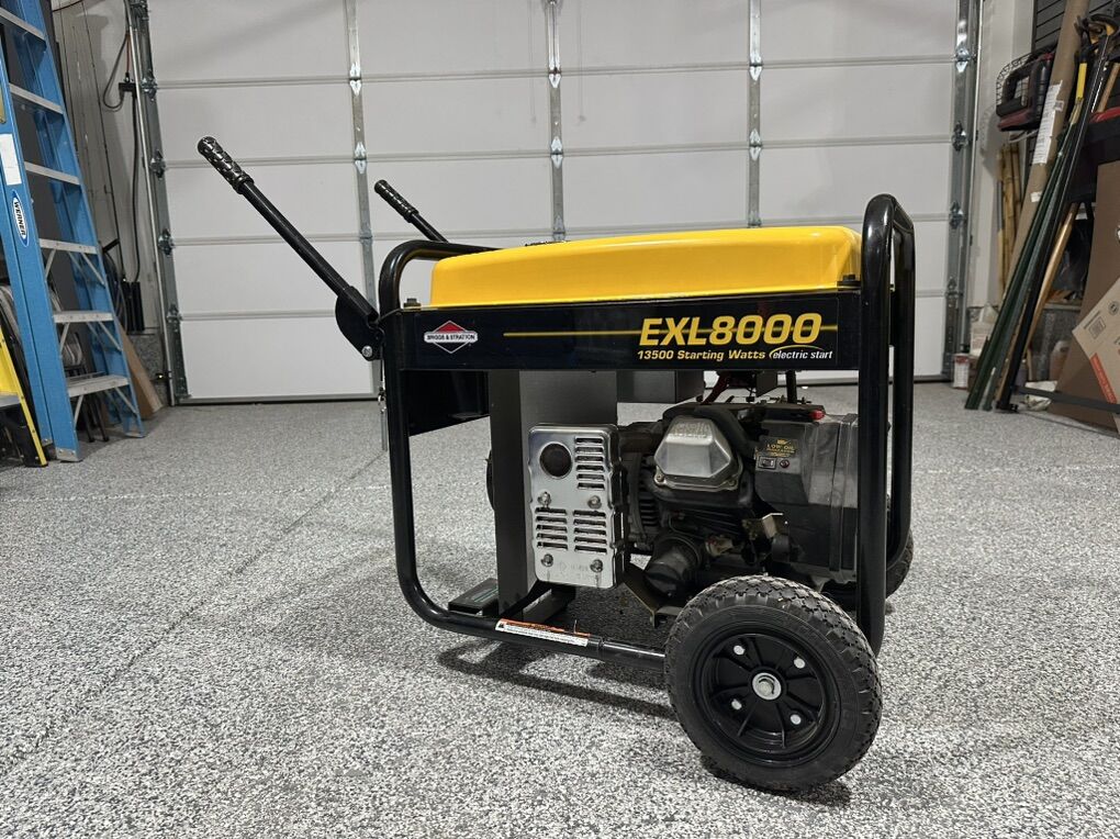 Briggs & Stratton EXL 8000 Generator