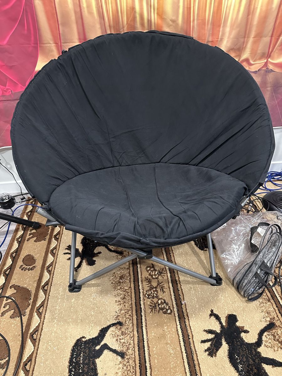 Black Folding Saucer Chair with Metal Frame