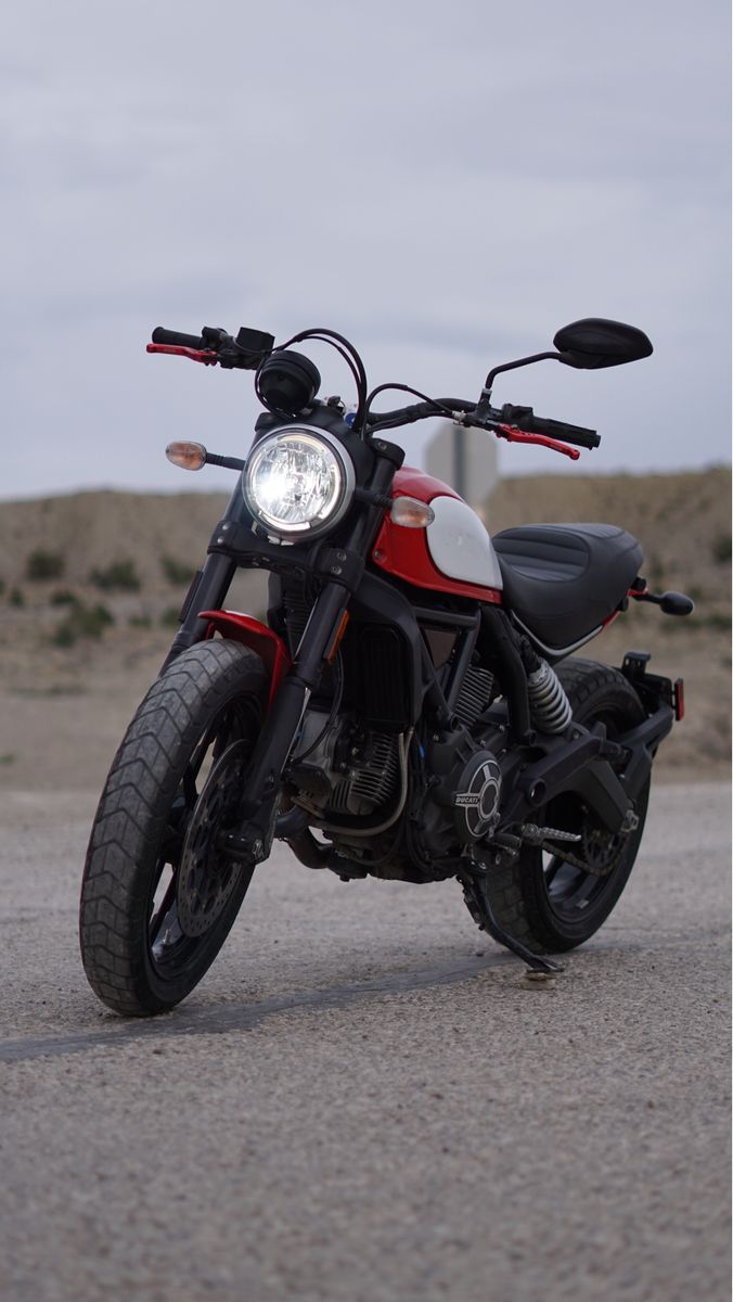 2016 Ducati Scrambler Icon – 5,000 Miles – Meticulously Cared For