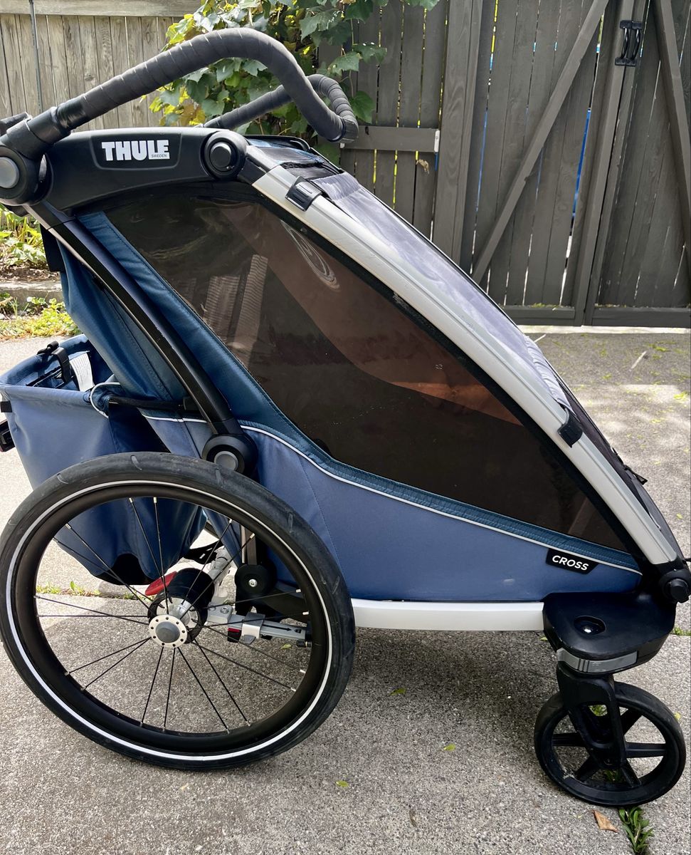 Thule Chariot Cross Single + Jog, Bike & Ski Kits