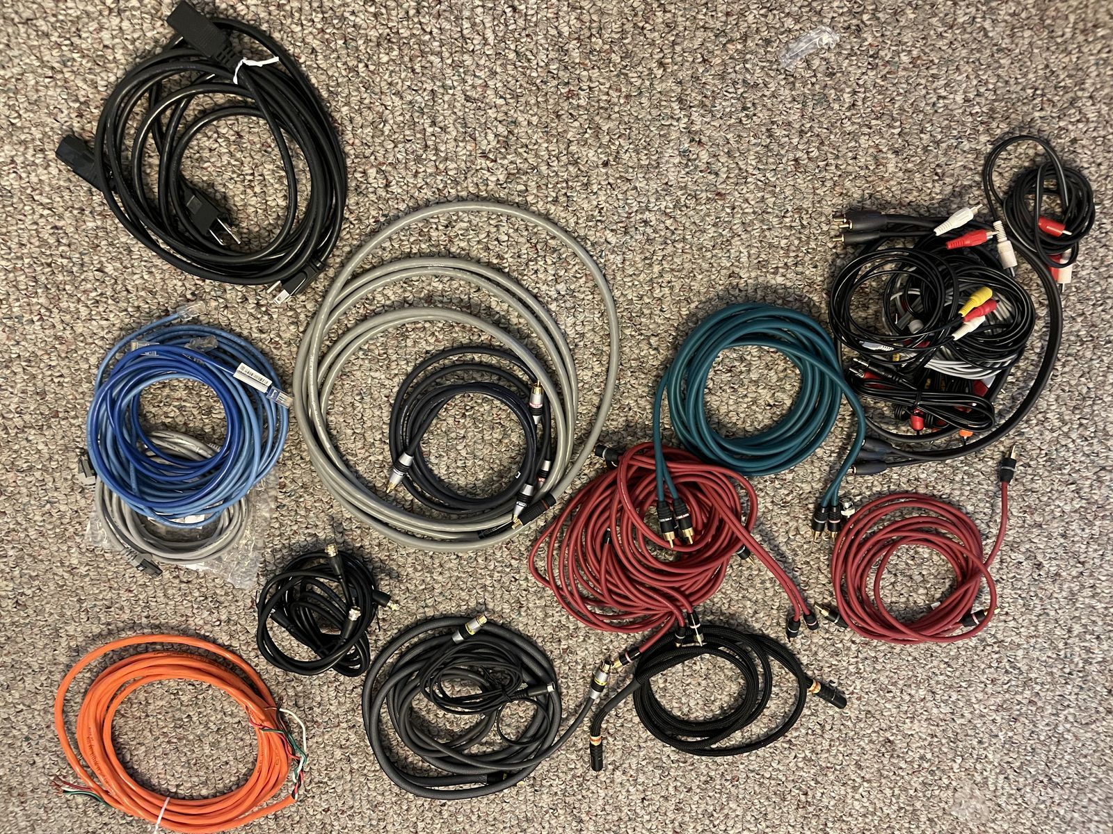  AV CABLES