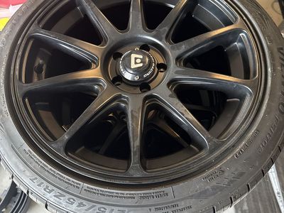 4 tires w/reams 215/45ZR17