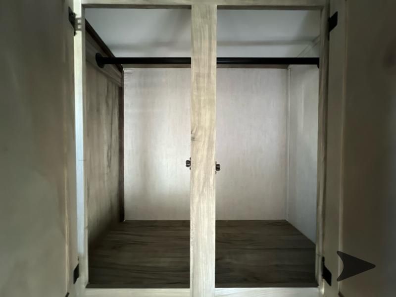 Main image 38