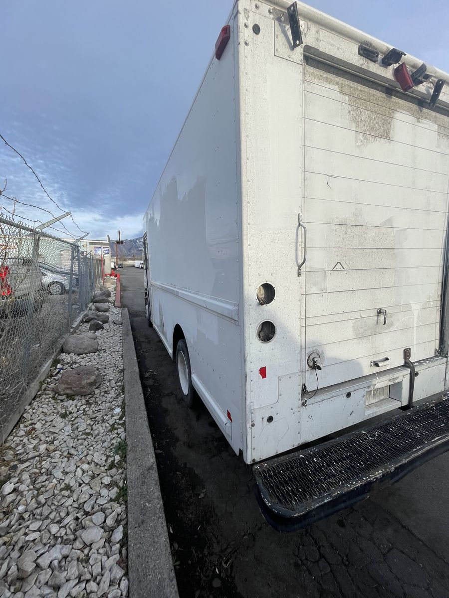 2006 Freightliner M Line Walk In Van