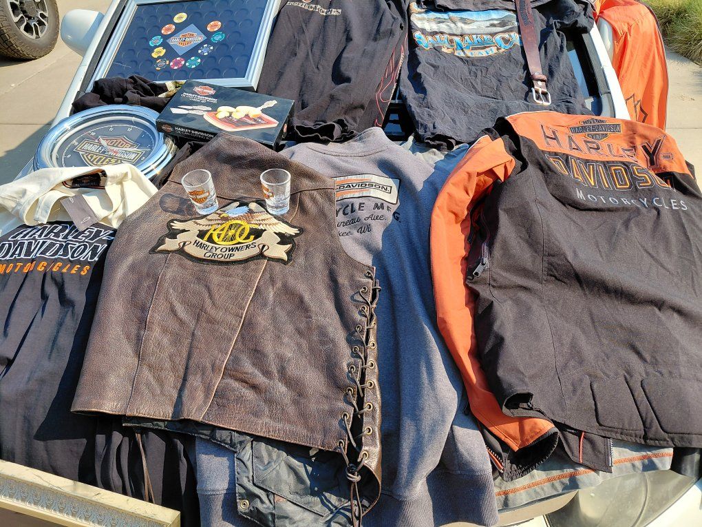 Harley-Davidson X-Large Clothing Lot - Tees, Leather Vest & Jacket
