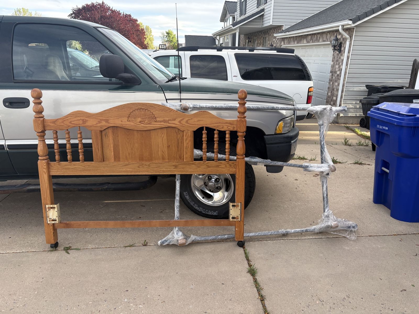 Queen headboard And Frame