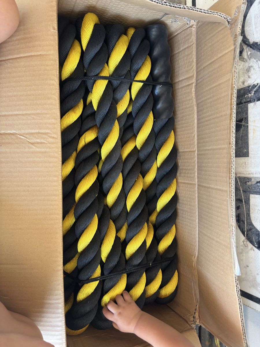 Yellow battle rope