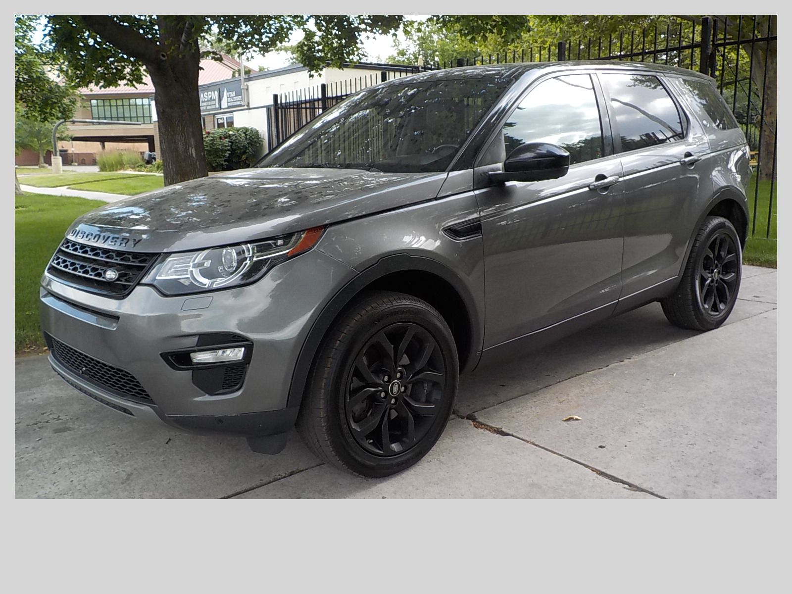 2019 Land Rover Discovery Sport Landmark
