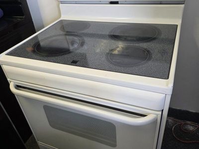 frigidaire electric stove