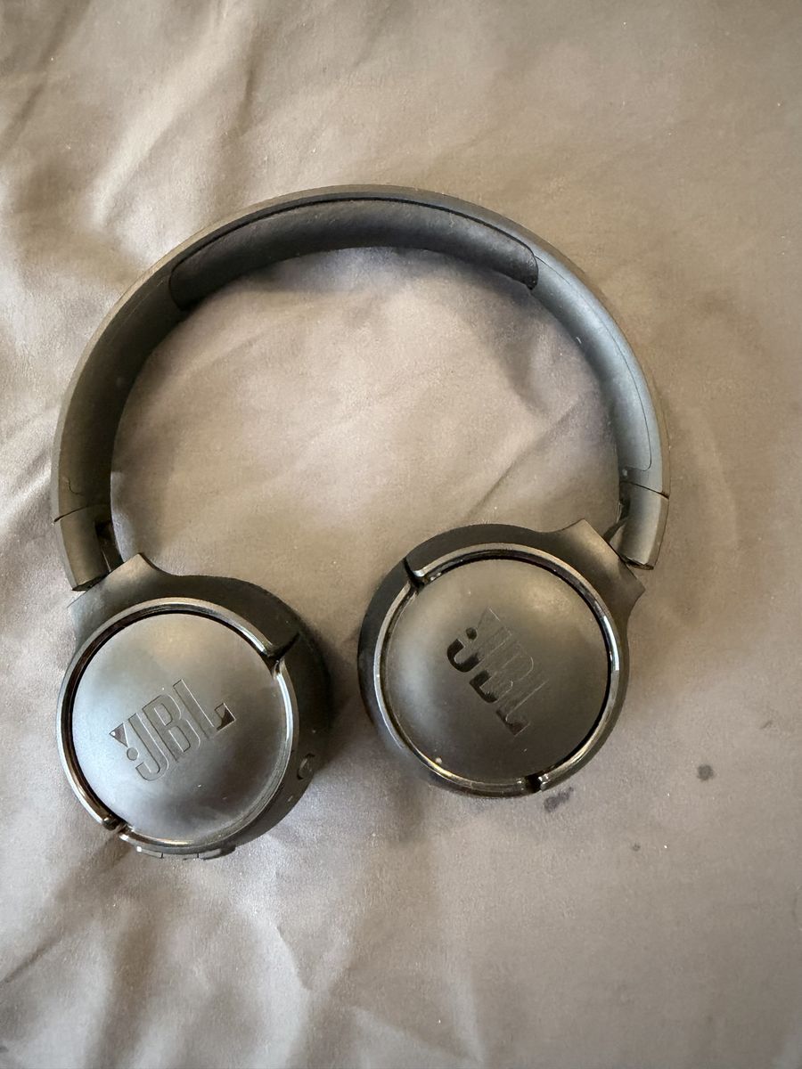 JBL on ear headphones