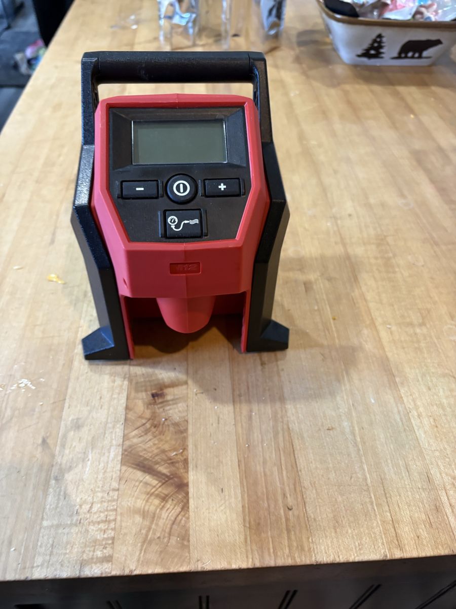 Milwaukee inflator 