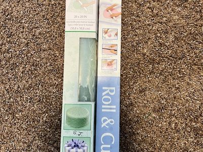 Wilton Roll and Cut Mat and Graceful Vines Mat