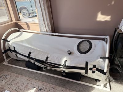MHBOT - Mild Hyperbaric Oxygen Chamber with Oxygen Concentrator