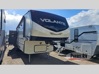 Used 2020 CrossRoads RV Volante 370BR