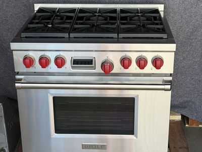 FREE DELIVERY- WOLF 36” Dual Fuel Range - PROPANE