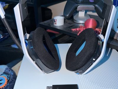 Astro A20 Wireless Gaming Headset White Blue with USB Transmitter Dongle