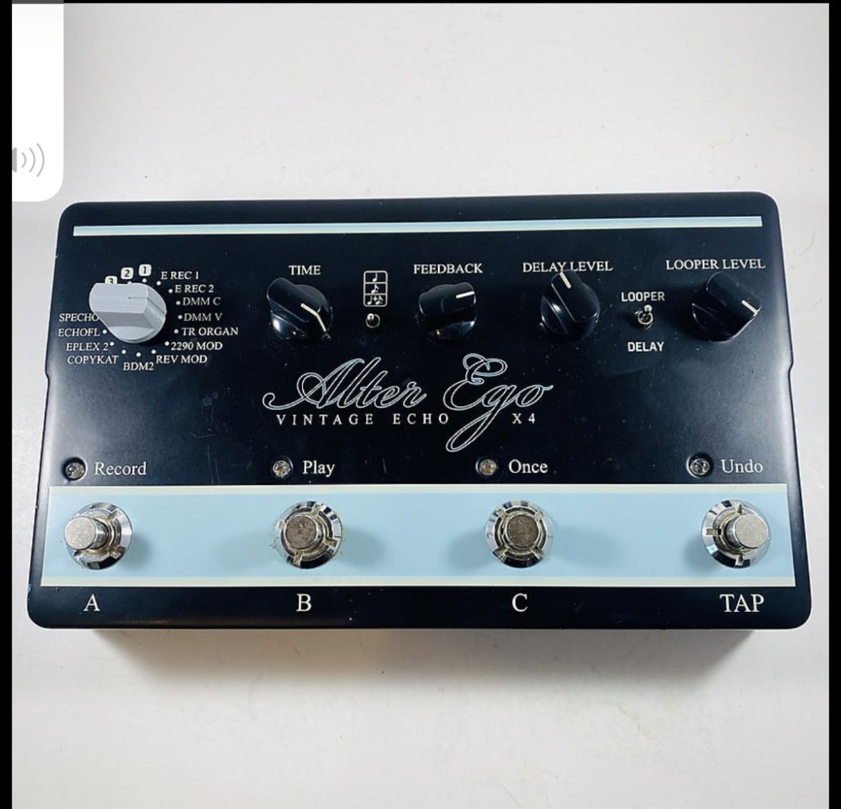 TC Electronic Alter Ego X4 Vintage Echo Looper Guitar Pedal