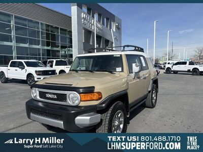 2012 TOYOTA FJ CRUISER