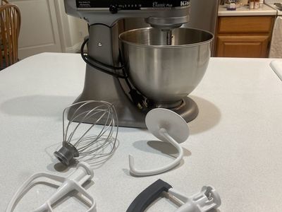 KitchenAide Classic Plus Stand Mixer