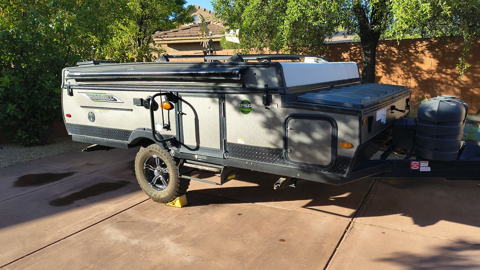 2021 Rockwood 1910ESP Camper /w Extras