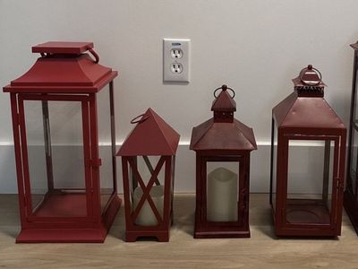 Red Metal Decorative Candle Lanterns