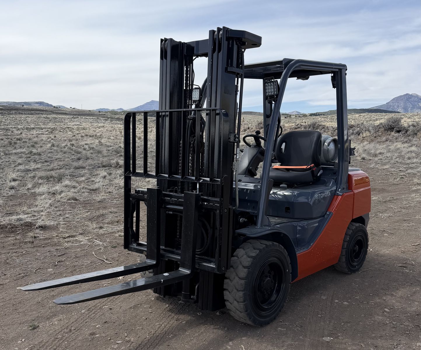 Toyota Forklifts 6,000lbs. capacity