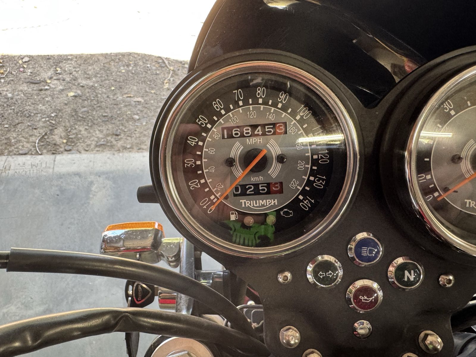 2009 Triumph T100 for sale