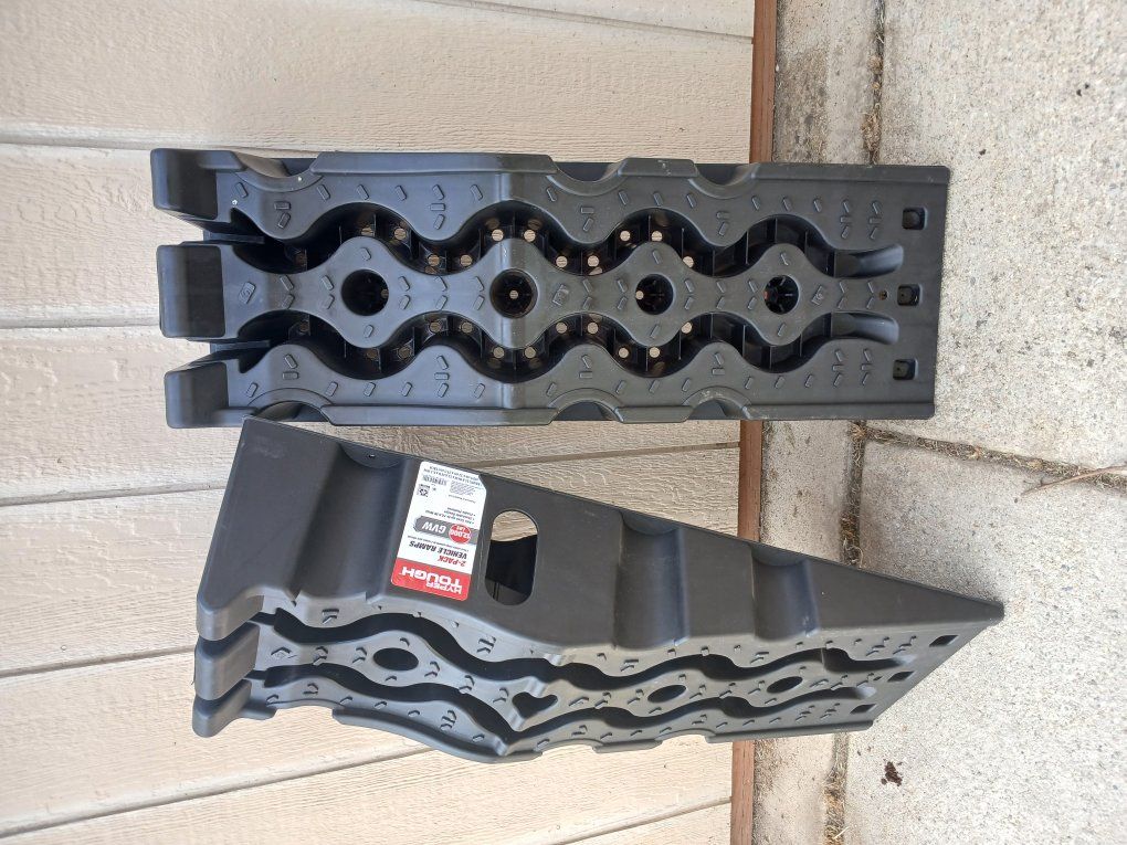 New 12,000 LB Tire Ramps