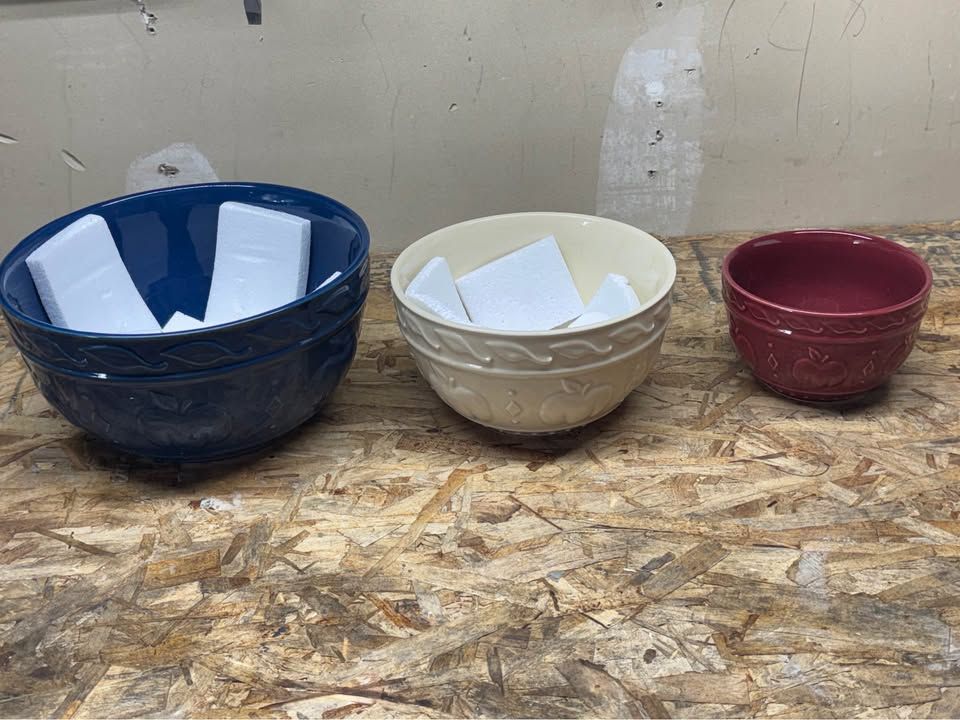 Porcelain 3-Bowl Nesting Set – Brand New