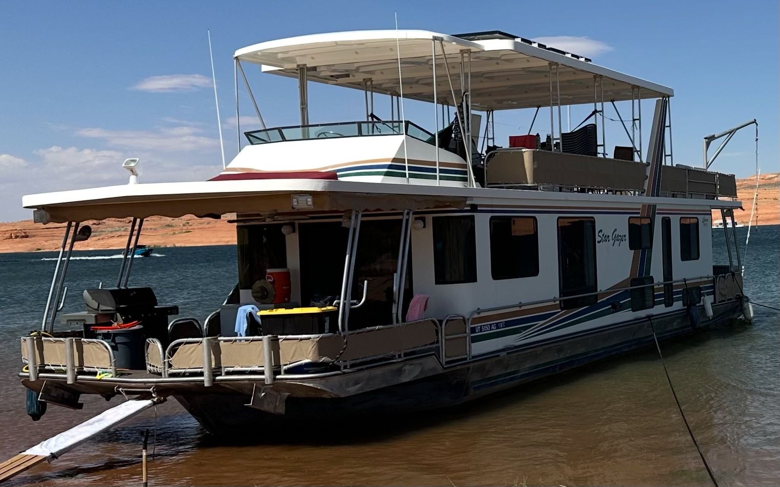 Houseboat share in Bullfrog slip